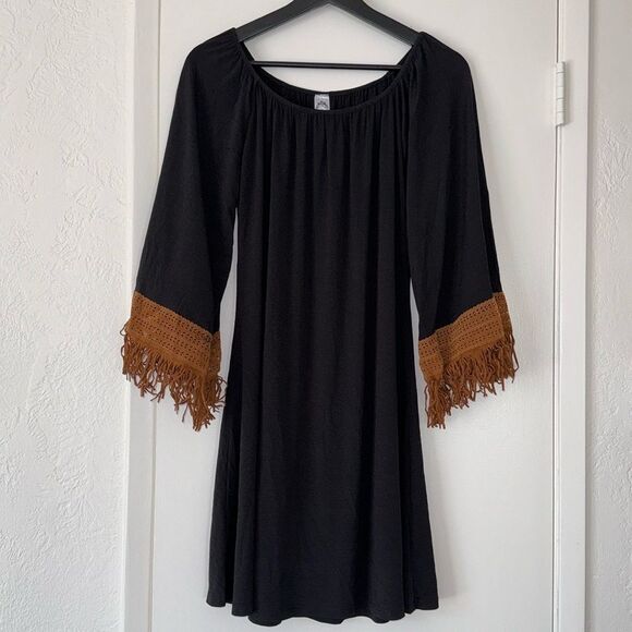 2 B Together Womens Size Small Tunic Fringe Dress Black - Picture 1 of 7